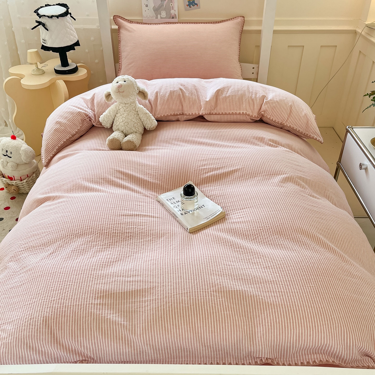 91家纺网 家纺一手货源 找家纺 蓝邻家纺 2025新款全棉水洗棉贝壳边三件套四件套-学生床 左伊粉