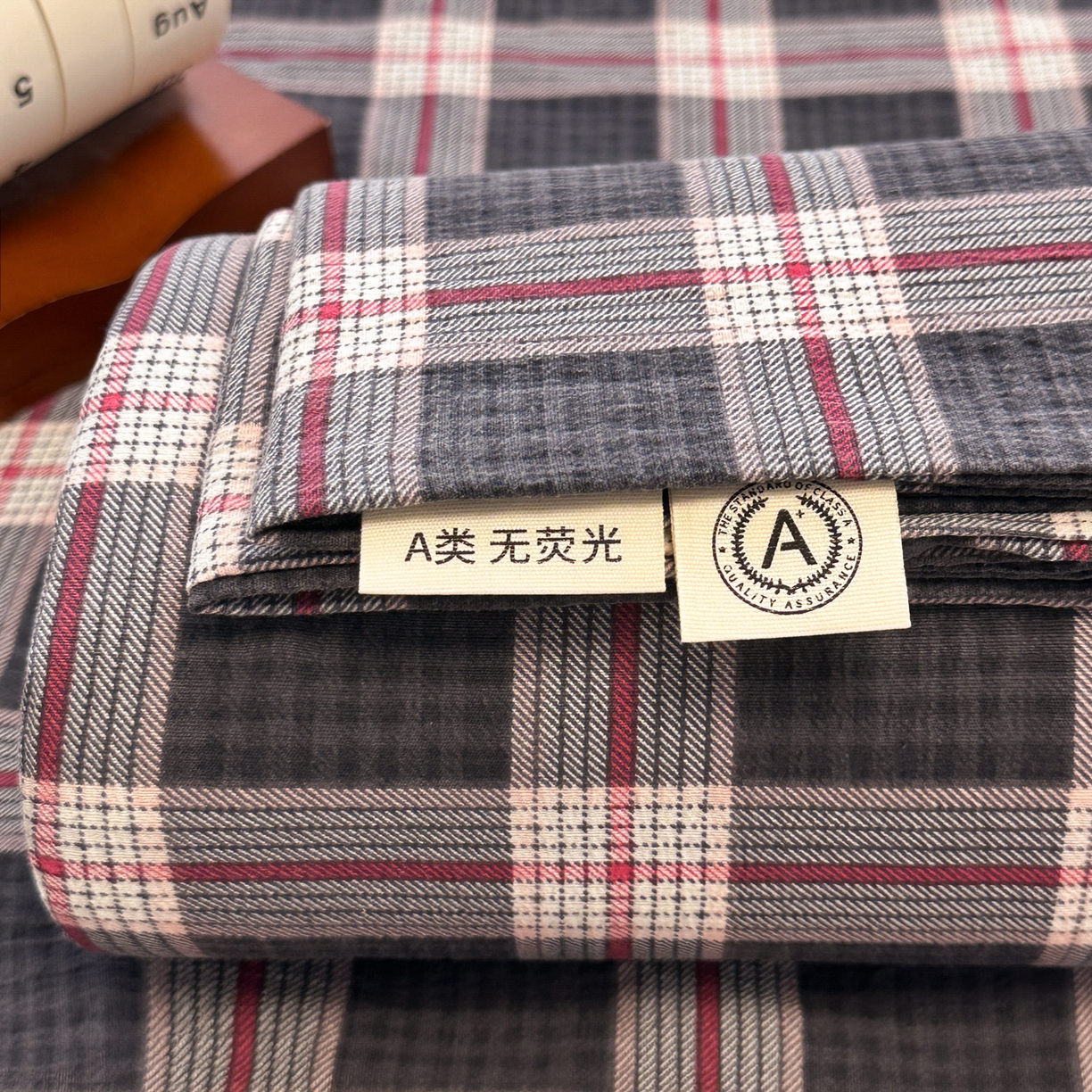 91家纺网 家纺一手货源 找家纺 韩巢家纺 2025新款双层纱格子复古风床单人学生宿舍单床单 床单单件 幻夜