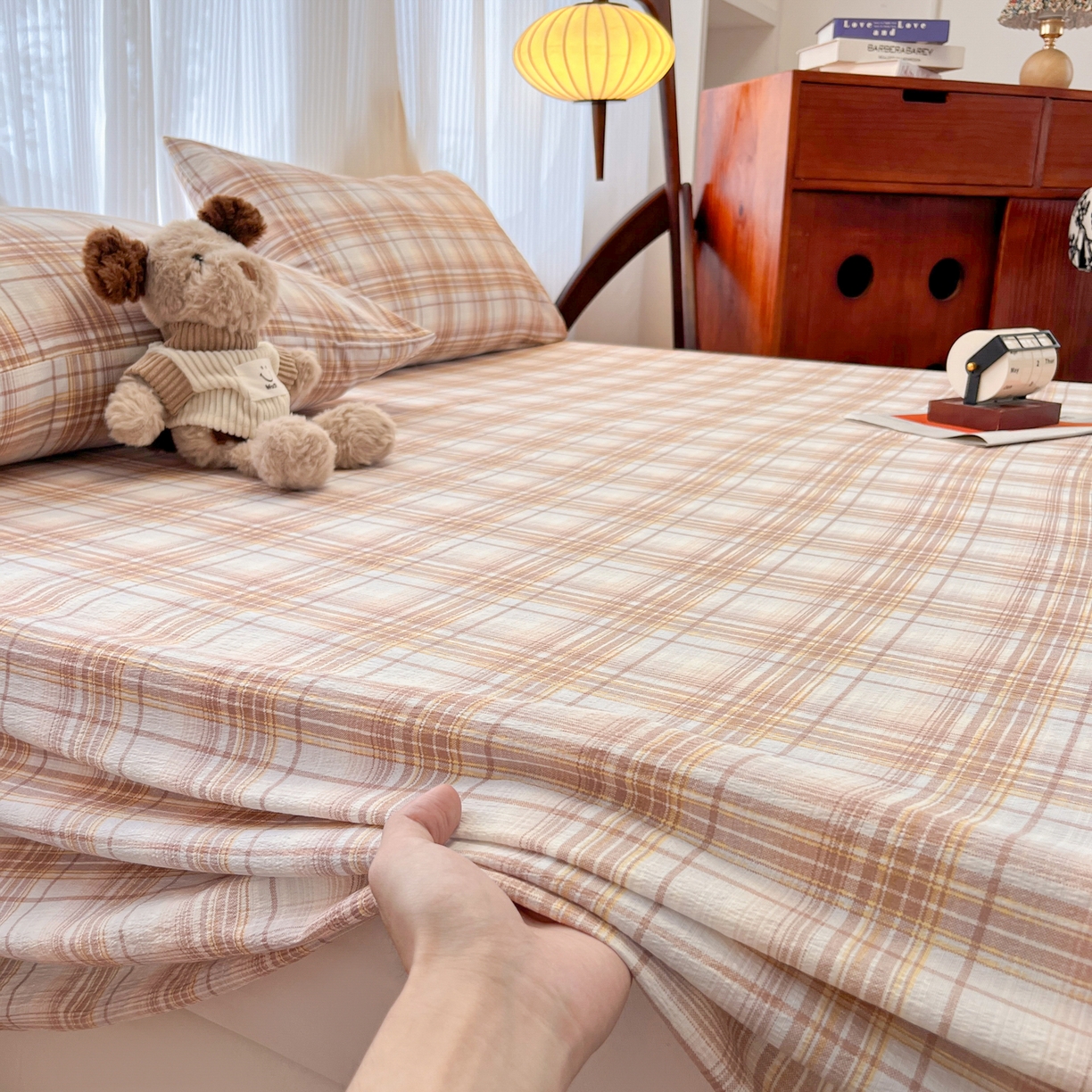 91家纺网 家纺一手货源 找家纺 韩巢家纺 2025新款双层纱格子复古风床单人学生宿舍单床单 床单单件 鹿灵