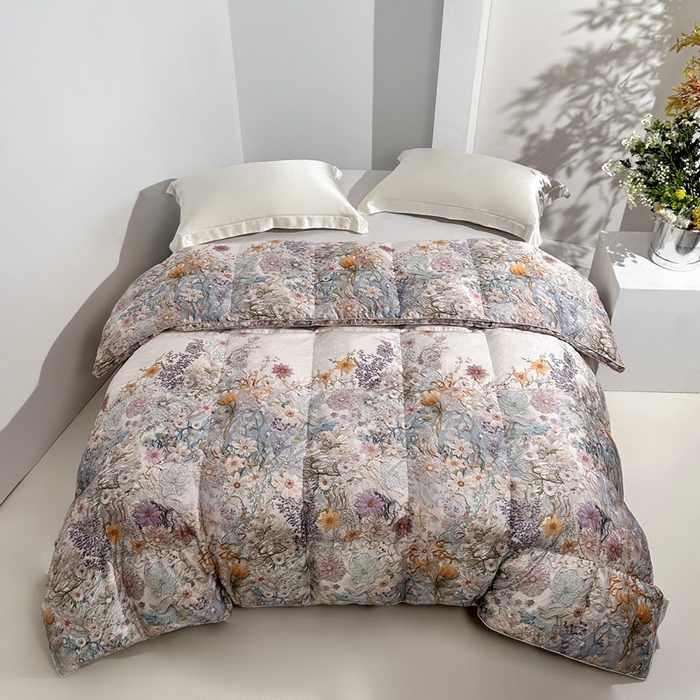 91家纺网 家纺一手货源 找家纺 （总）岚司羽 2025新款大朵95白鹅绒被-春华秋实