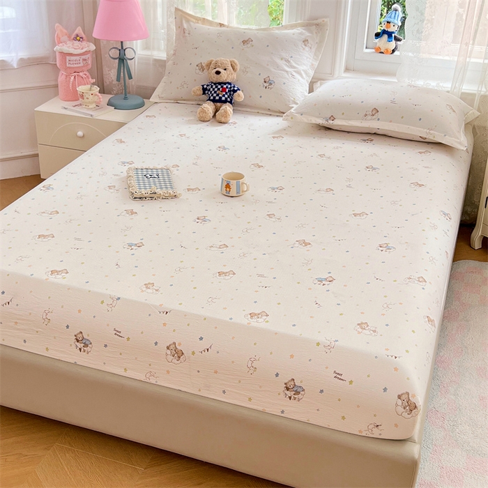 91家纺网 家纺一手货源 找家纺 梦舒羽 2025新款云感双层纱印花床笠宿舍纯色床垫保护套三件套 假日小熊