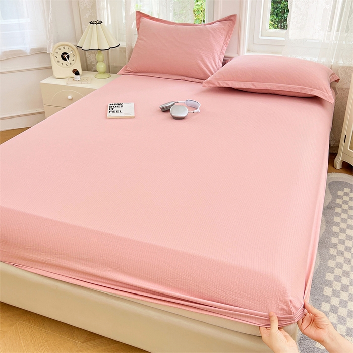 91家纺网 家纺一手货源 找家纺 梦舒羽 2025新款云感双层纱印花床笠宿舍纯色床垫保护套三件套 告白粉