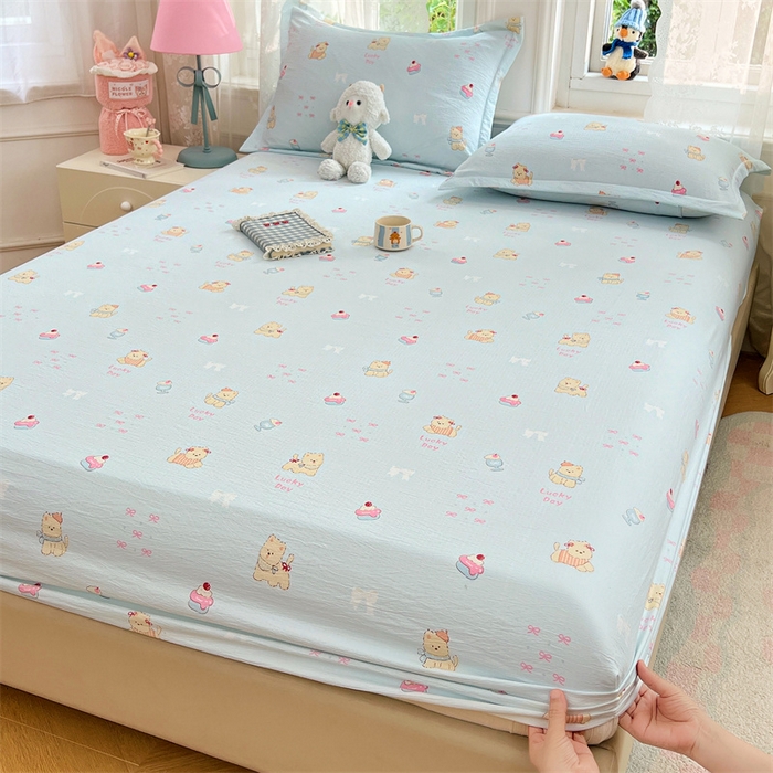 91家纺网 家纺一手货源 找家纺 梦舒羽 2025新款云感双层纱印花床笠宿舍纯色床垫保护套三件套 甜心小狗