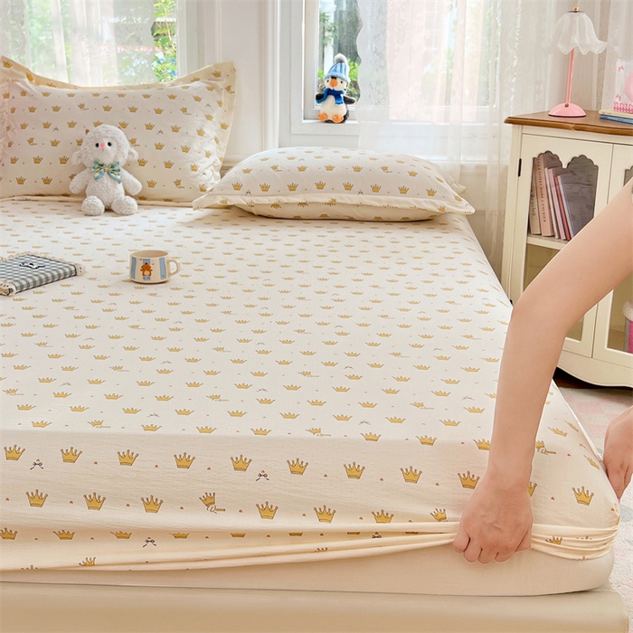 91家纺网 家纺一手货源 找家纺 梦舒羽 2025新款云感双层纱印花床笠宿舍纯色床垫保护套三件套 小皇冠