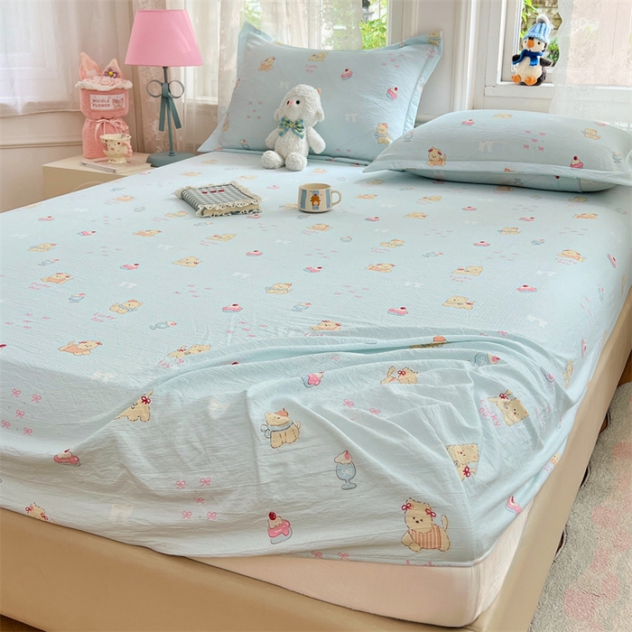 91家纺网 家纺一手货源 找家纺 梦舒羽 2025新款云感双层纱印花床笠宿舍纯色床垫保护套三件套 甜心小狗