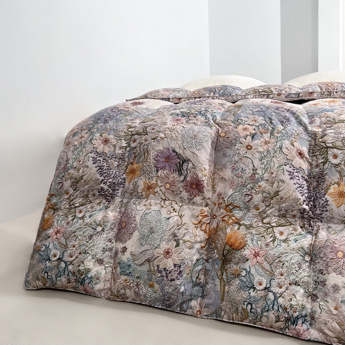 91家纺网 家纺一手货源 找家纺 （总）岚司羽 2025新款大朵95白鹅绒被-春华秋实