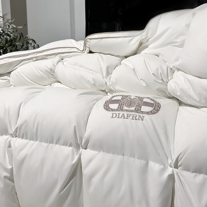 91家纺网 家纺一手货源 找家纺 （总）岚司羽 2025新款北极95白鹅绒被-琳娜