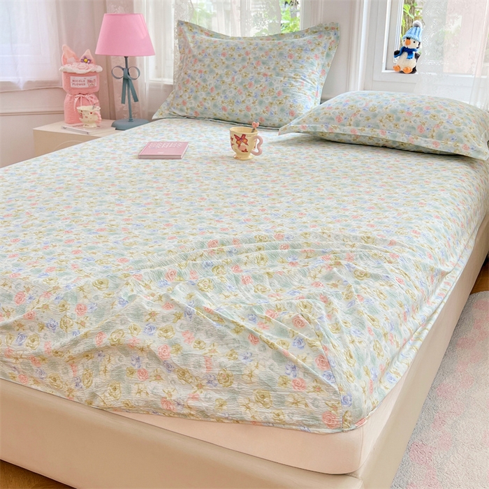 91家纺网 家纺一手货源 找家纺 梦舒羽 2025新款云感双层纱印花床笠宿舍纯色床垫保护套三件套 春日初见