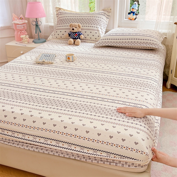 91家纺网 家纺一手货源 找家纺 梦舒羽 2025新款云感双层纱印花床笠宿舍纯色床垫保护套三件套 遇见浪漫