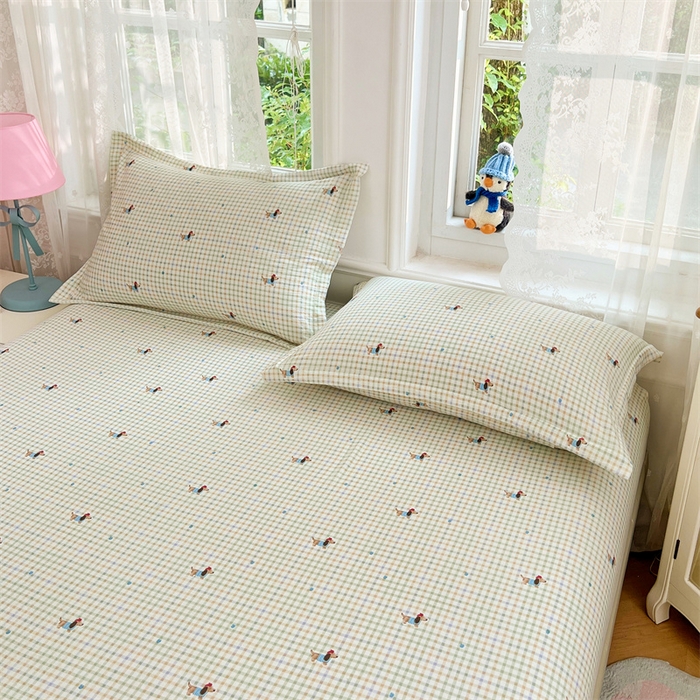 91家纺网 家纺一手货源 找家纺 梦舒羽 2025新款云感双层纱印花床笠宿舍纯色床垫保护套三件套 快乐逐梦