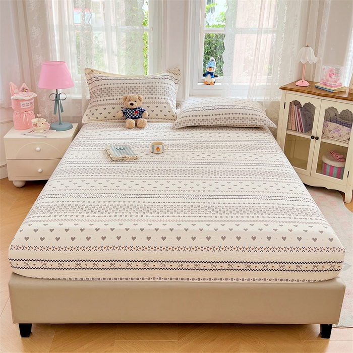 91家纺网 家纺一手货源 找家纺 梦舒羽 2025新款云感双层纱印花床笠宿舍纯色床垫保护套三件套 遇见浪漫