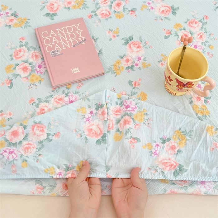 91家纺网 家纺一手货源 找家纺 梦舒羽 2025新款云感双层纱印花床笠宿舍纯色床垫保护套三件套 繁花入梦