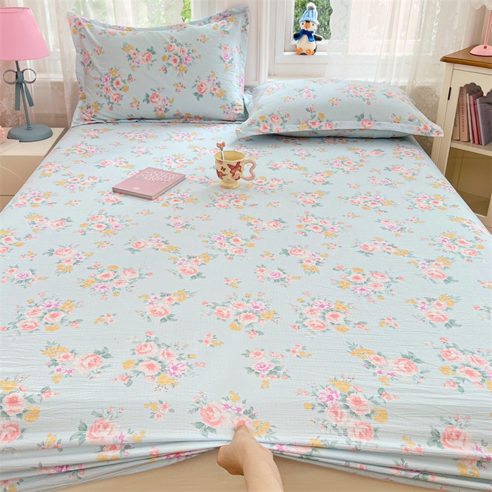 91家纺网 家纺一手货源 找家纺 梦舒羽 2025新款云感双层纱印花床笠宿舍纯色床垫保护套三件套 繁花入梦
