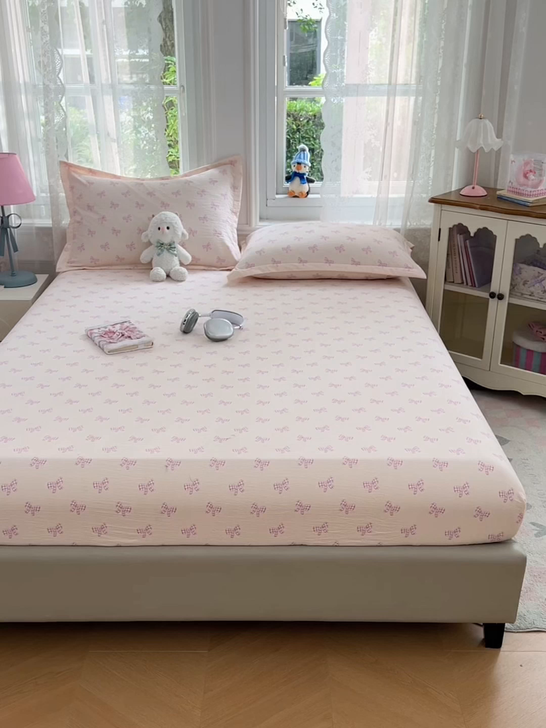 91家纺网 家纺一手货源 找家纺 梦舒羽 2025新款云感双层纱印花床笠宿舍纯色床垫保护套三件套 少女物语