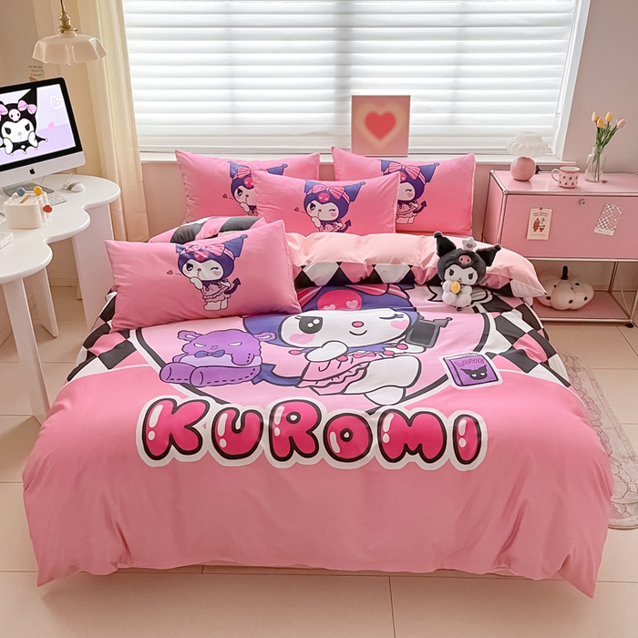 91家纺网 家纺一手货源 找家纺 小叮当家纺仓储工厂店 2025新款大版全棉纯棉数码印花三丽鸥系列四件套 飞吻库洛米