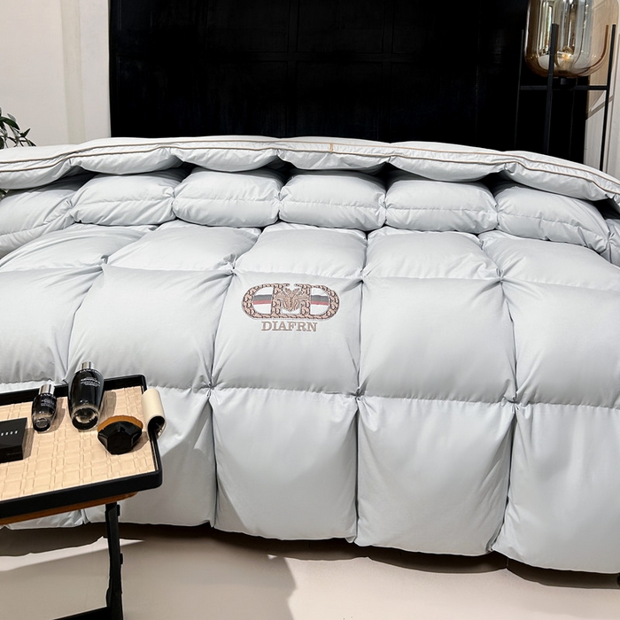 91家纺网 家纺一手货源 找家纺 岚司羽 2025新款北极95白鹅绒被-琳娜 琳娜-雅士灰