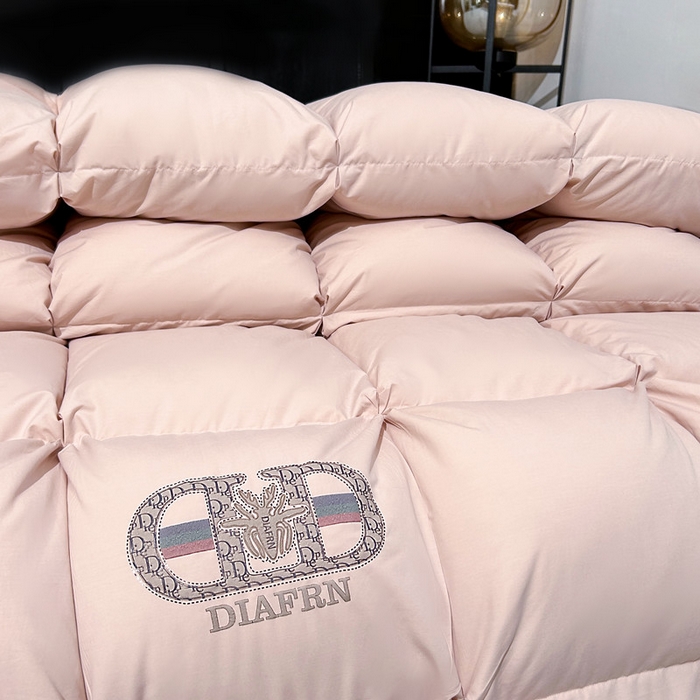 91家纺网 家纺一手货源 找家纺 岚司羽 2025新款北极95白鹅绒被-琳娜 琳娜-樱花粉