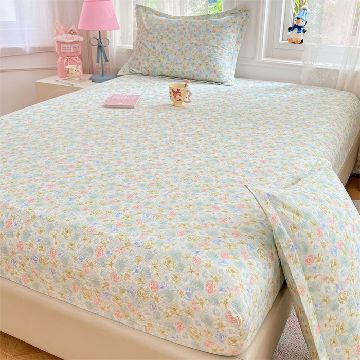 91家纺网 家纺一手货源 找家纺 圣比熊 2025新款云感双层纱印花床笠宿舍纯色床垫保护套三件套 春日初见