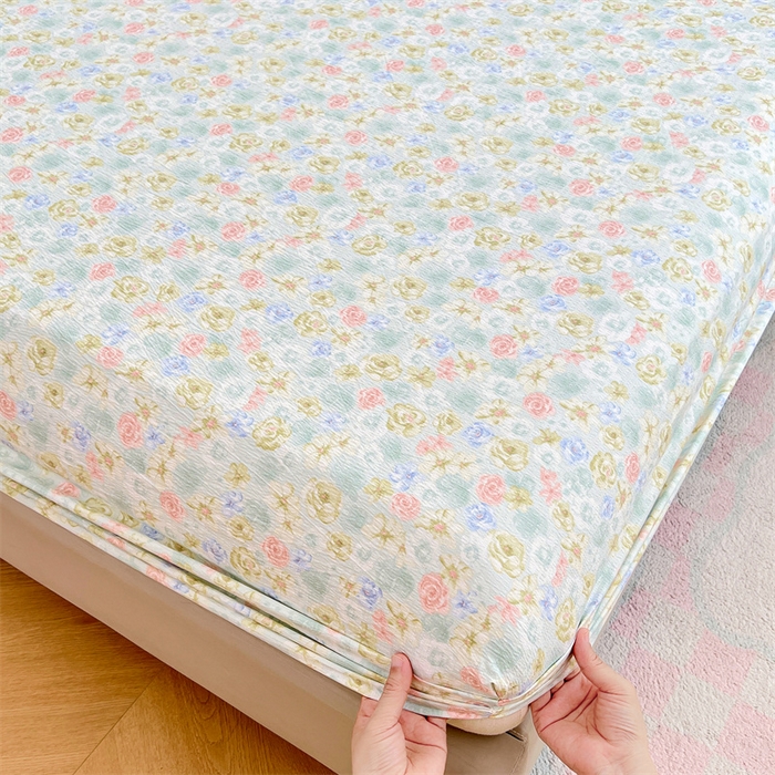 91家纺网 家纺一手货源 找家纺 圣比熊 2025新款云感双层纱印花床笠宿舍纯色床垫保护套三件套 春日初见