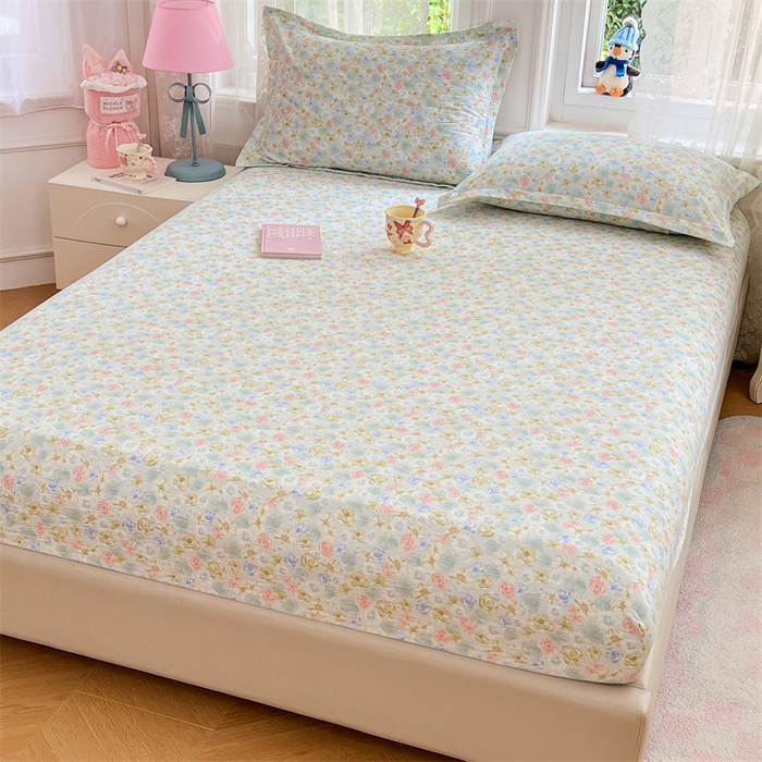 91家纺网 家纺一手货源 找家纺 圣比熊 2025新款云感双层纱印花床笠宿舍纯色床垫保护套三件套 春日初见
