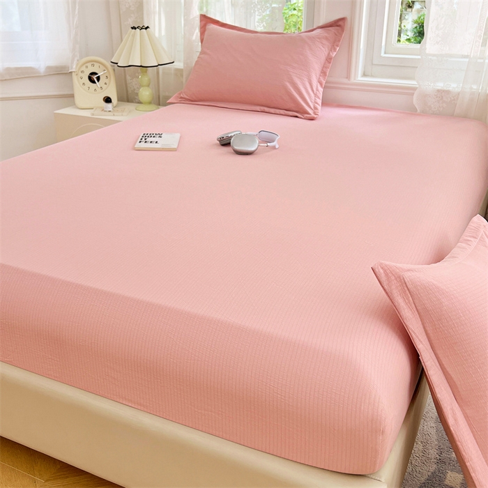 91家纺网 家纺一手货源 找家纺 圣比熊 2025新款云感双层纱印花床笠宿舍纯色床垫保护套三件套 告白粉