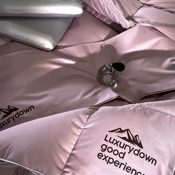 91家纺网 家纺一手货源 找家纺 岚司羽 2025新款白鹅绒被被子被芯 包头款 粉色