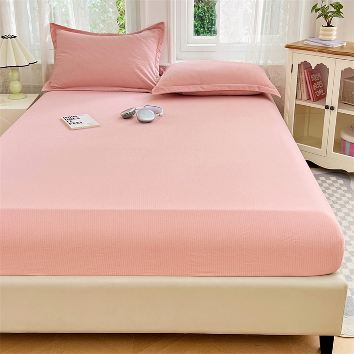 91家纺网 家纺一手货源 找家纺 圣比熊 2025新款云感双层纱印花床笠宿舍纯色床垫保护套三件套 告白粉