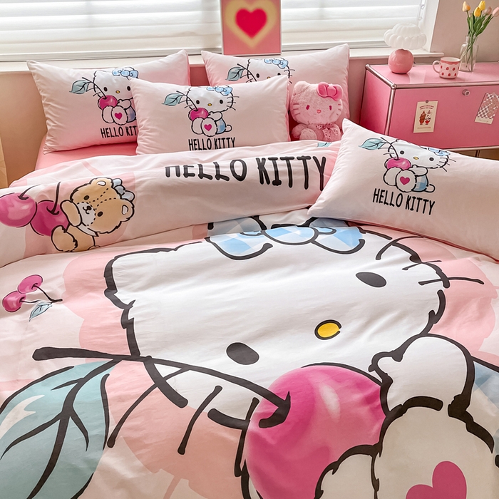 91家纺网 家纺一手货源 找家纺 小叮当家纺仓储工厂店 2025新款大版全棉纯棉数码印花三丽鸥系列四件套 苹果kt