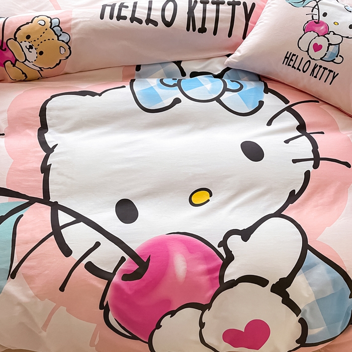 91家纺网 家纺一手货源 找家纺 小叮当家纺仓储工厂店 2025新款大版全棉纯棉数码印花三丽鸥系列四件套 苹果kt