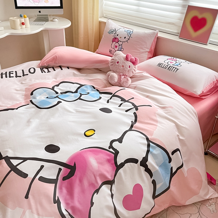 91家纺网 家纺一手货源 找家纺 小叮当家纺仓储工厂店 2025新款大版全棉纯棉数码印花三丽鸥系列四件套 苹果kt