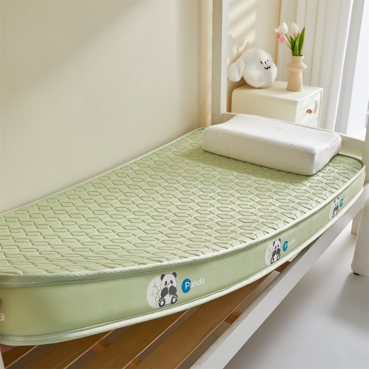 91家纺网 家纺一手货源 找家纺 （总）伊先生家纺 2025新款简约卡通硅胶海绵床垫学生款熊猫黄鸭款