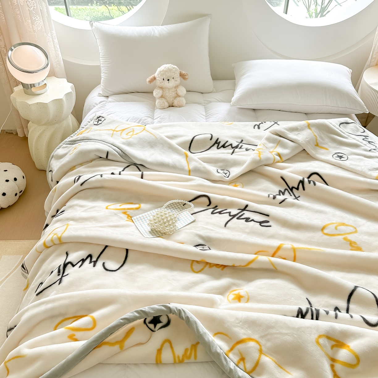 91家纺网 家纺一手货源 找家纺 法莱妮毛毯 2025新款双层加厚拉舍尔毛毯 婚庆 单双人 厂家直销可定制 休闲时光