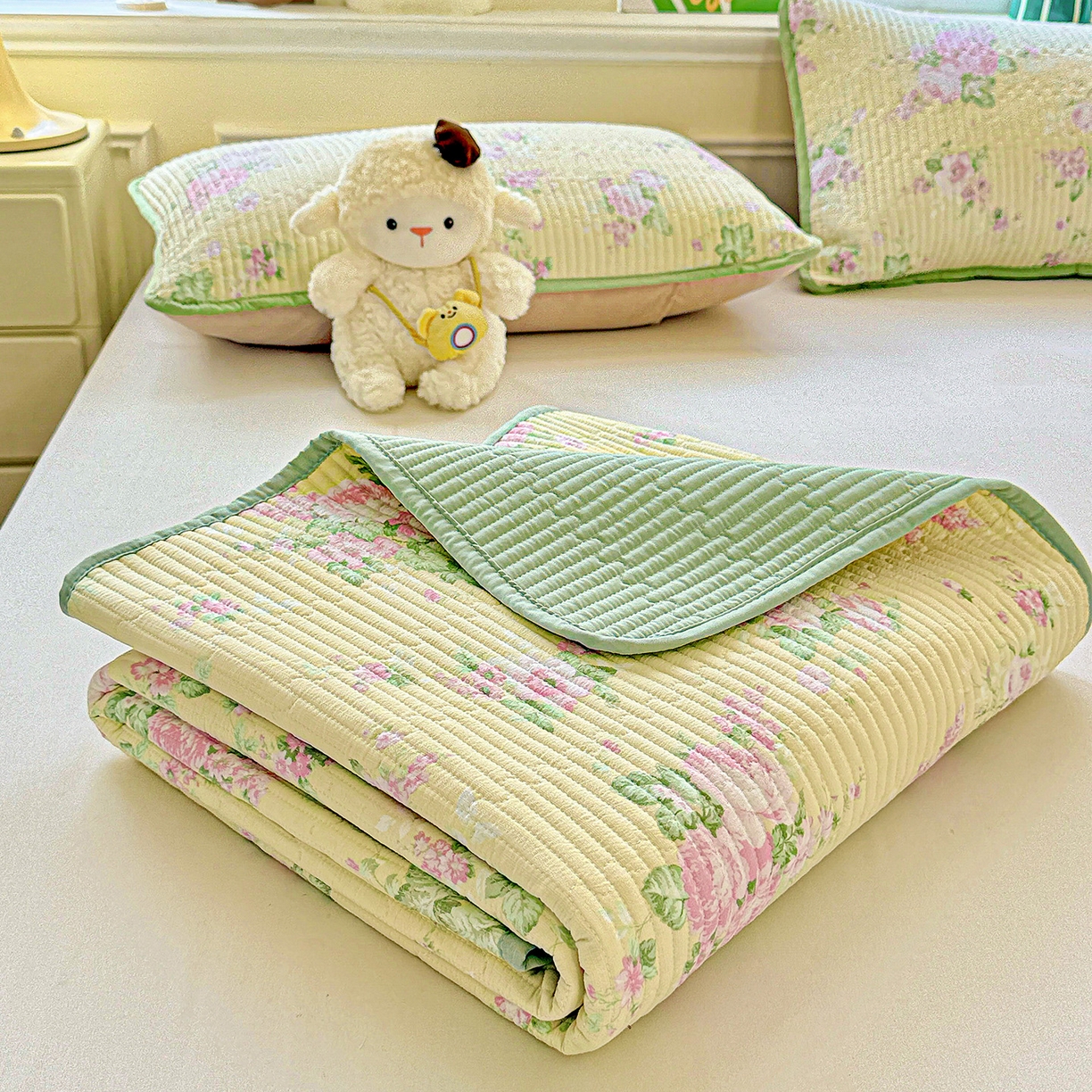 91家纺网 家纺一手货源 找家纺 恒尚居 2025新款云感床褥垫双层皱皱纱学生软床垫床护垫-四季款-系列二 花仙子