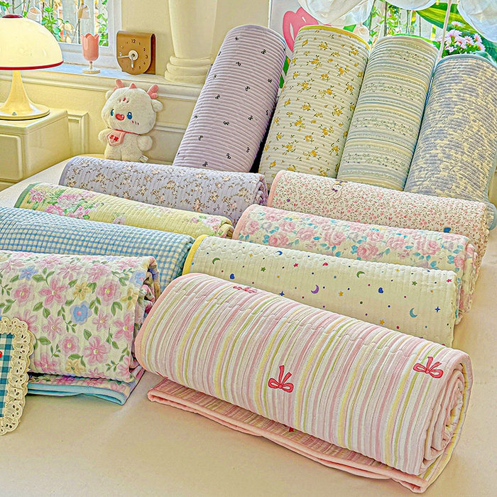 91家纺网 家纺一手货源 找家纺 恒尚居 2025新款云感床褥垫双层皱皱纱学生软床垫床护垫-四季款-系列一 组合图仅供展示