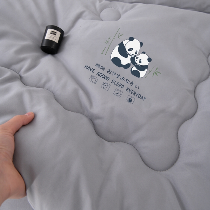 91家纺网 家纺一手货源 找家纺 瑶瑶家居床垫 2025新款大豆纤维熊猫被 被子被芯大熊猫系列 大熊猫-灰