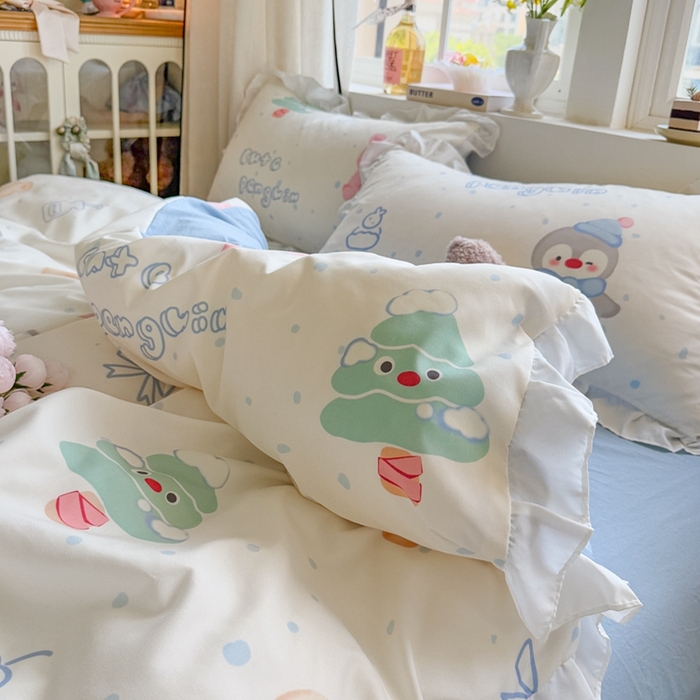 91家纺网 家纺一手货源 找家纺 慕澄家纺 2025新款小清新花边款水洗棉四件套-第二波 花边款-宠宠企鹅