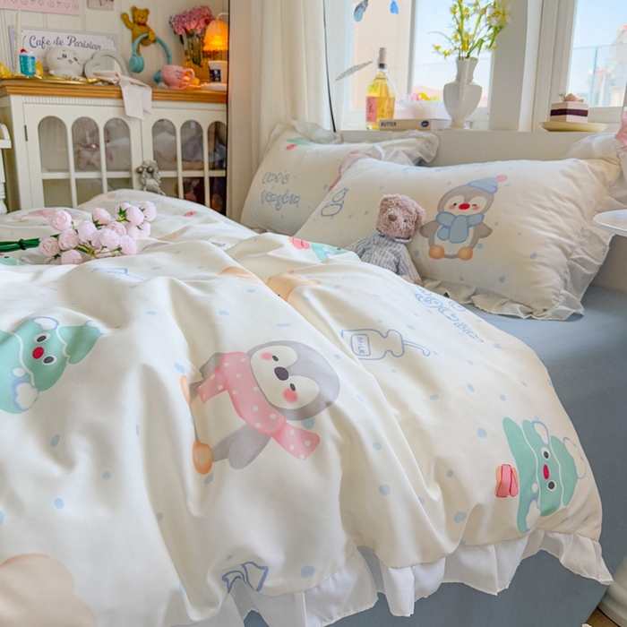 91家纺网 家纺一手货源 找家纺 慕澄家纺 2025新款小清新花边款水洗棉四件套-第二波 花边款-宠宠企鹅