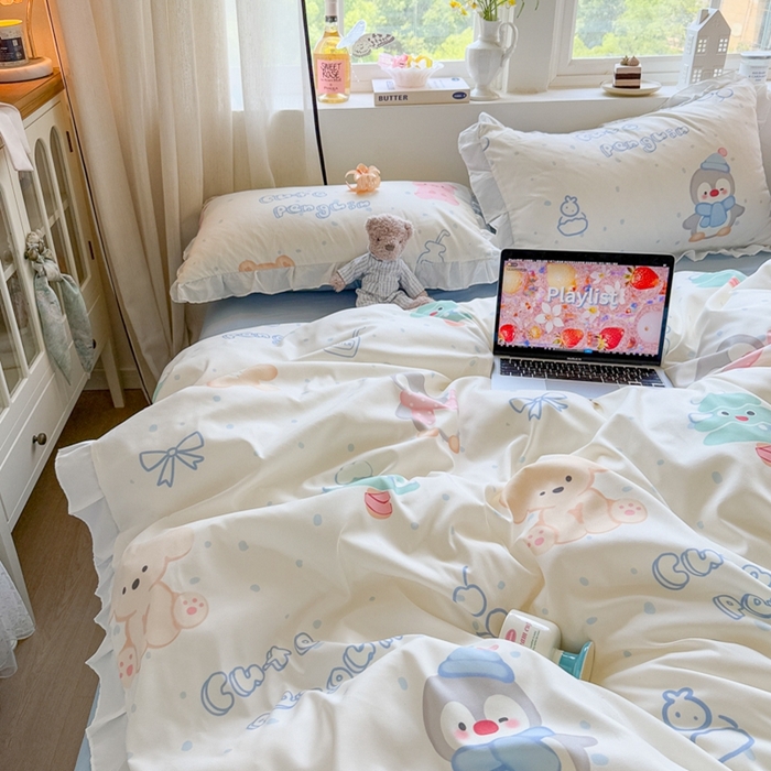 91家纺网 家纺一手货源 找家纺 慕澄家纺 2025新款小清新花边款水洗棉四件套-第二波 花边款-宠宠企鹅