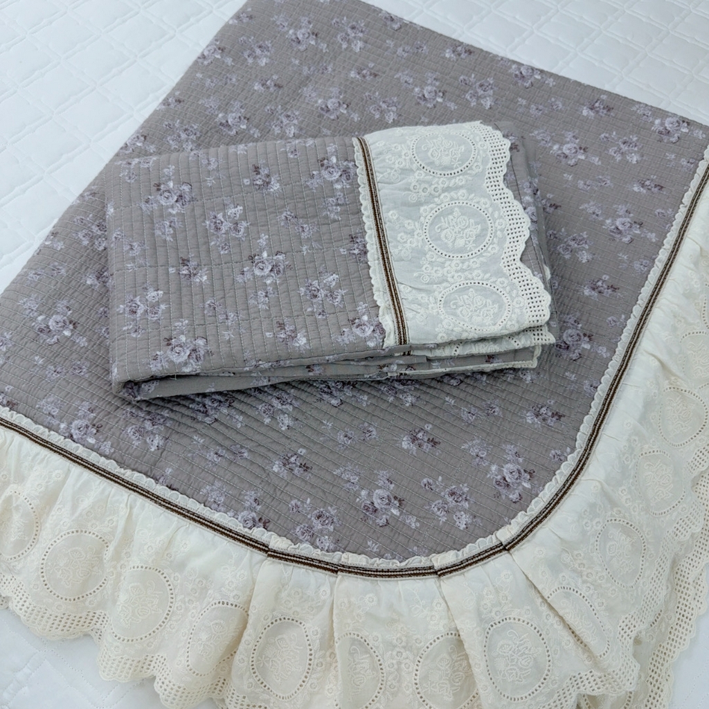 91家纺网 家纺一手货源 找家纺 暖居 2025新款法式13370高密小碎花40支全棉纯棉床盖四件套 墨染