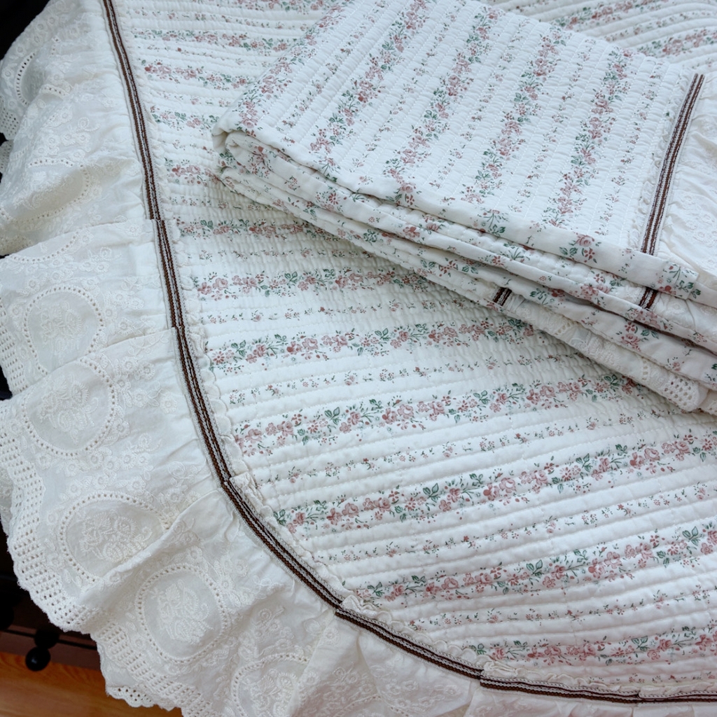 91家纺网 家纺一手货源 找家纺 暖居 2025新款法式13370高密小碎花40支全棉纯棉床盖四件套 可颂