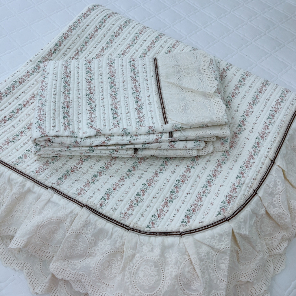 91家纺网 家纺一手货源 找家纺 暖居 2025新款法式13370高密小碎花40支全棉纯棉床盖四件套 可颂