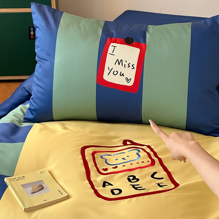 91家纺网 家纺一手货源 找家纺 （总）RYB红黄兰 2025新款孟菲斯系列60s长绒棉刺绣全棉数码印花四件套