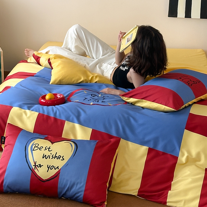 91家纺网 家纺一手货源 找家纺 RYB红黄兰 2025新款孟菲斯系列60s长绒棉刺绣全棉数码印花四件套 蒙德里安小狗