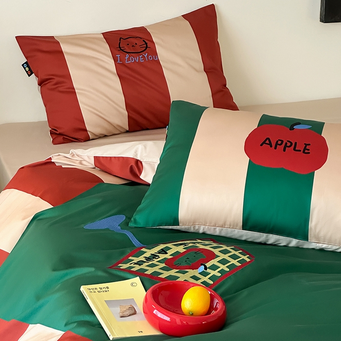 91家纺网 家纺一手货源 找家纺 RYB红黄兰 2025新款孟菲斯系列60s长绒棉刺绣全棉数码印花四件套 马蒂斯小猫