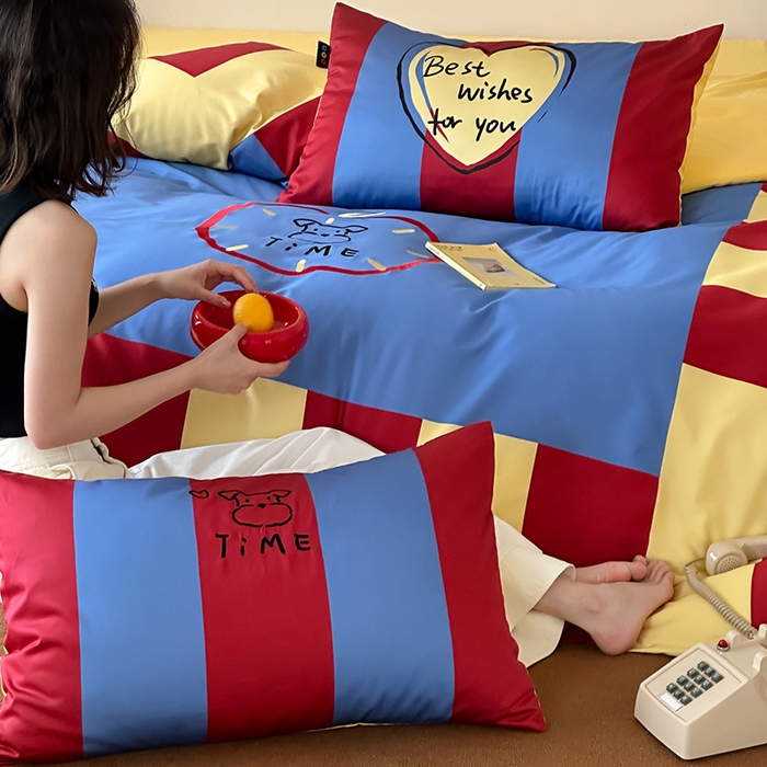 91家纺网 家纺一手货源 找家纺 RYB红黄兰 2025新款孟菲斯系列60s长绒棉刺绣全棉数码印花四件套 蒙德里安小狗