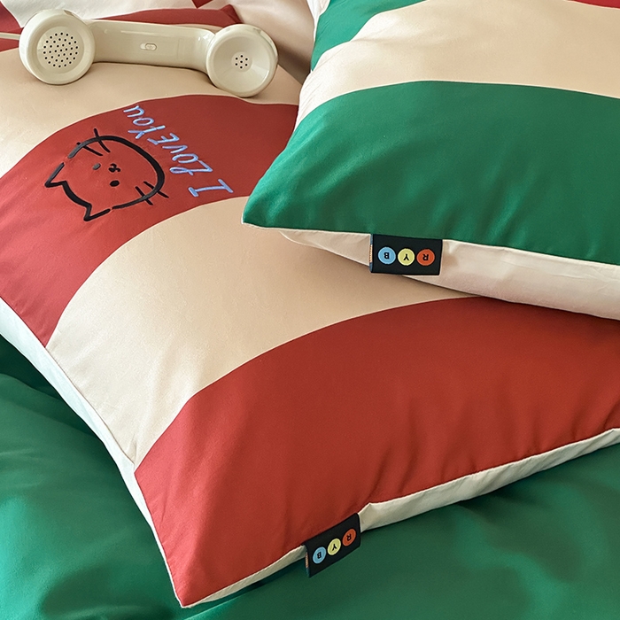 91家纺网 家纺一手货源 找家纺 RYB红黄兰 2025新款孟菲斯系列60s长绒棉刺绣全棉数码印花四件套 马蒂斯小猫