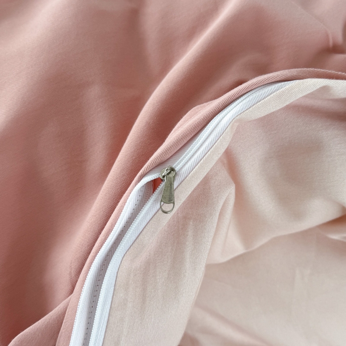 91家纺网 家纺一手货源 找家纺 艾迪尚家纺 2025新款云感超柔全棉磨毛印花四件套系列 夕月-粉