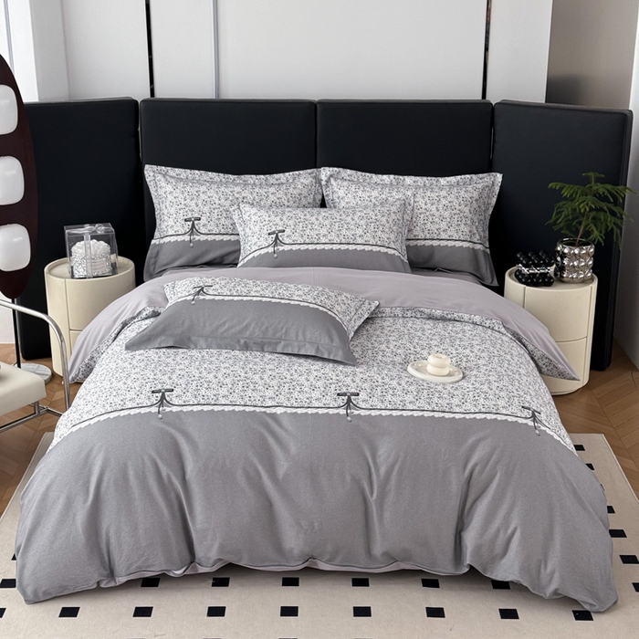 91家纺网 家纺一手货源 找家纺 艾迪尚家纺 2025新款云感超柔全棉磨毛印花单品被套系列 芳菲-灰