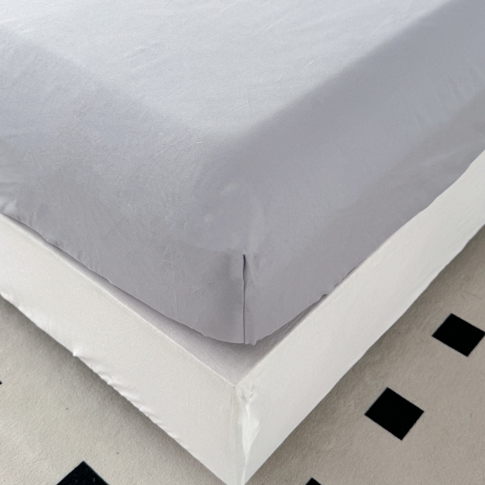 91家纺网 家纺一手货源 找家纺 艾迪尚家纺 2025新款云感超柔全棉磨毛印花单品被套系列 夕月-灰