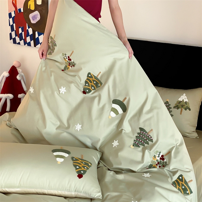 91家纺网 家纺一手货源 找家纺 初拾 2025新款100s澳棉毛巾绣四件套-星落圣诞 星落圣诞—青青绿